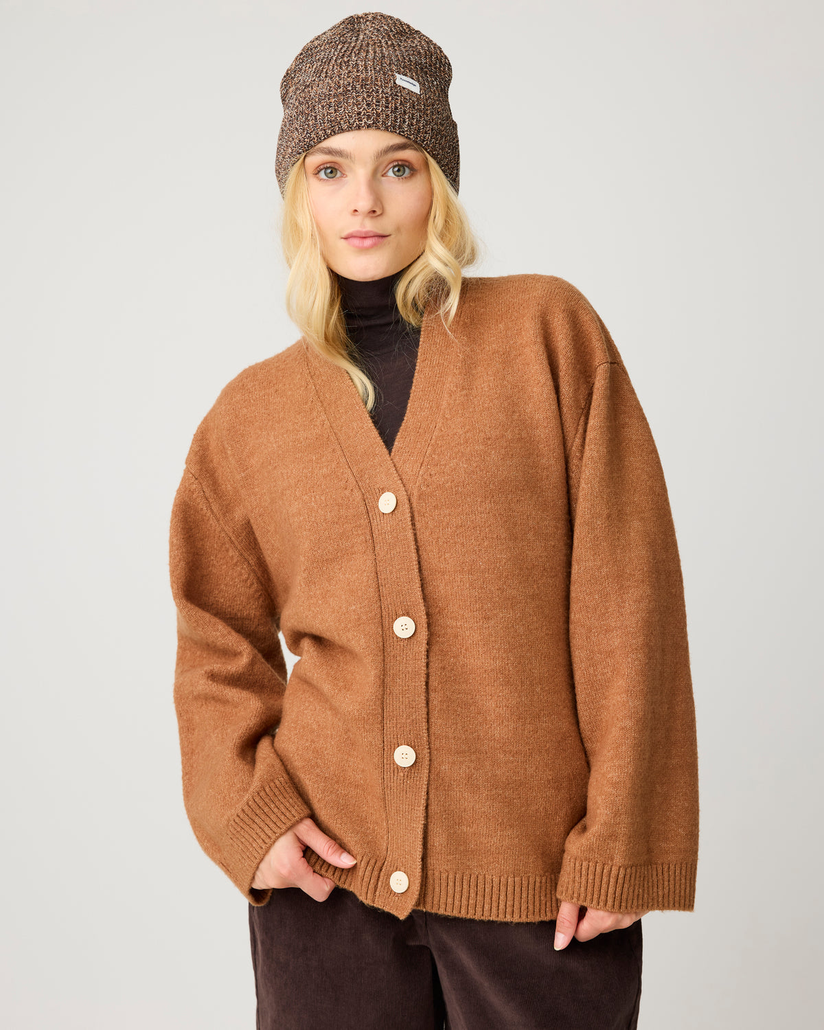 Soufflé yarn cardigan - Lion