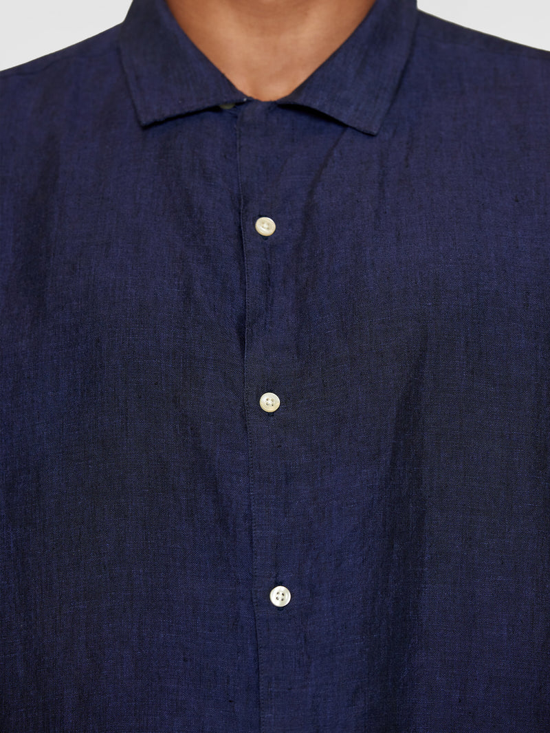 KnowledgeCotton Apparel - MEN Box fit short sleeved linen shirt Shirts 1450 Yarndyed - Total Eclipse