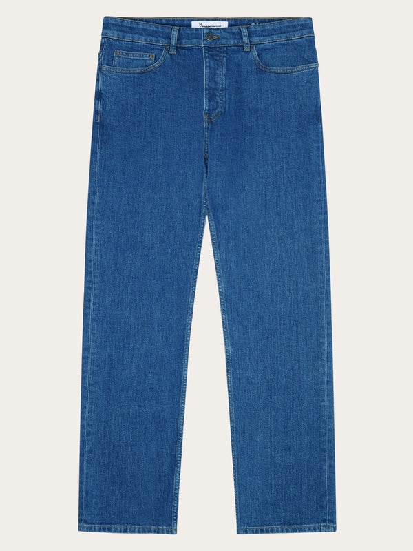 KnowledgeCotton Apparel - MEN CHUCK regular denim jeans mid blue - GOTS/Vegan Denim jeans 3043 Medium Blue