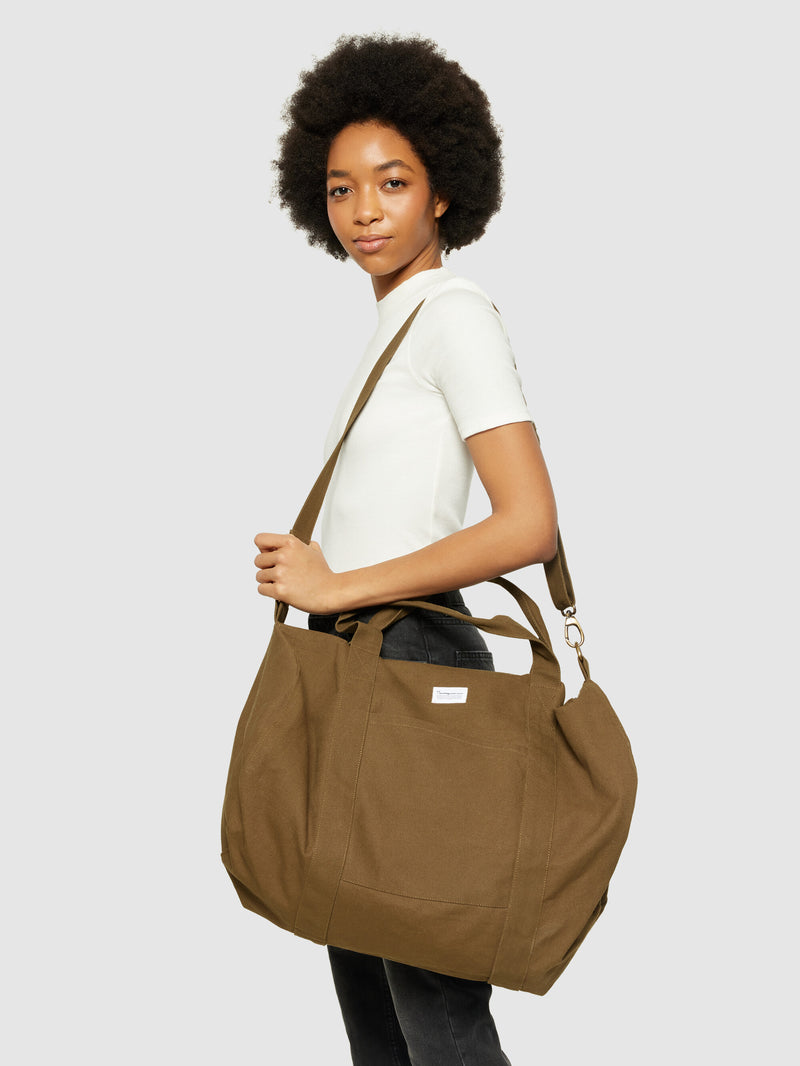 KnowledgeCotton Apparel - UNI Canvas duffel bag 45L - GOTS/Vegan Bags 1100 Dark Olive