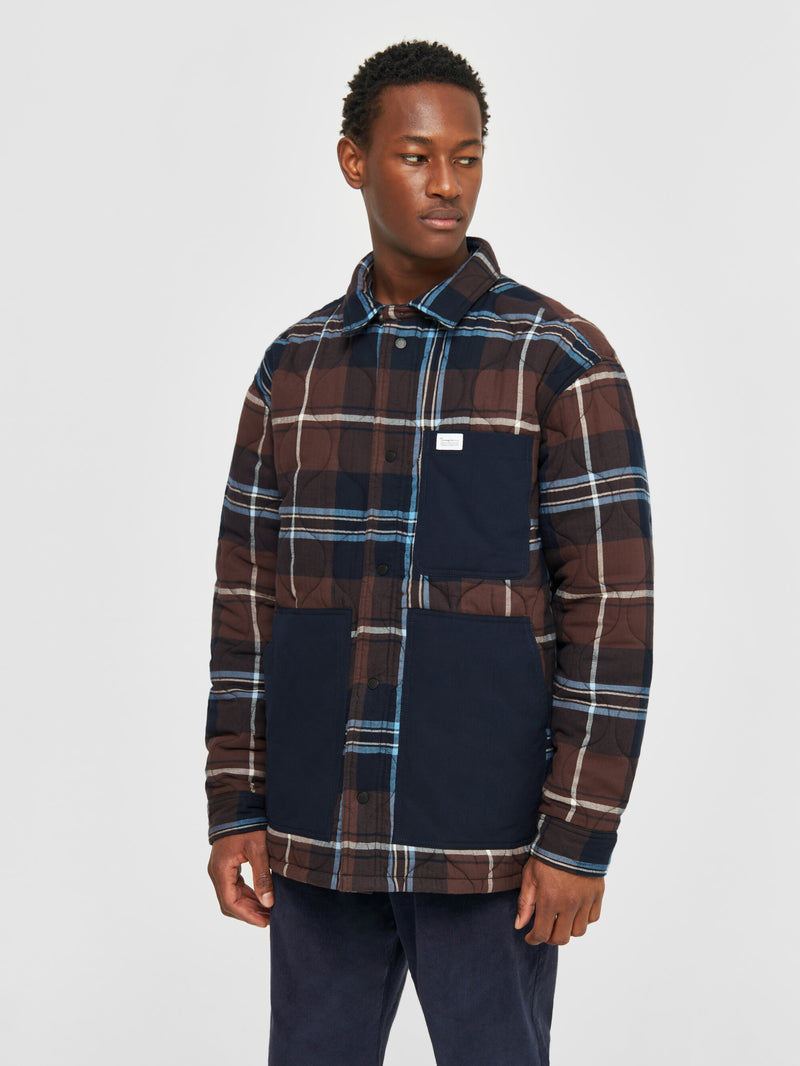 KnowledgeCotton Apparel - MEN Checked quilted oversized overshirt Overshirts 7026 Brown check