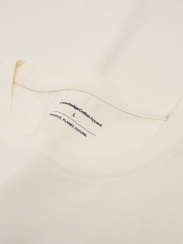 KnowledgeCotton Apparel - MEN Chest embroidery t-shirt T-shirts 1387 Egret