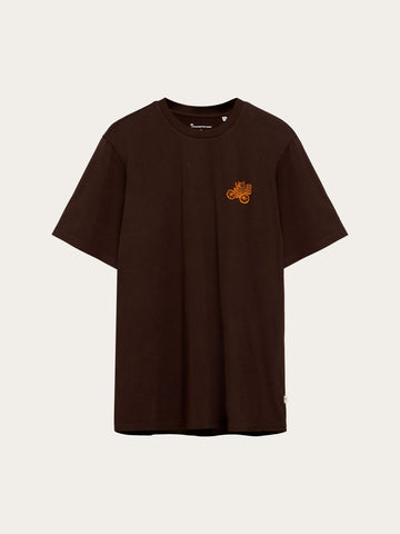 KnowledgeCotton Apparel - MEN Chest embroidery t-shirt T-shirts 1487 Chocolate Torte