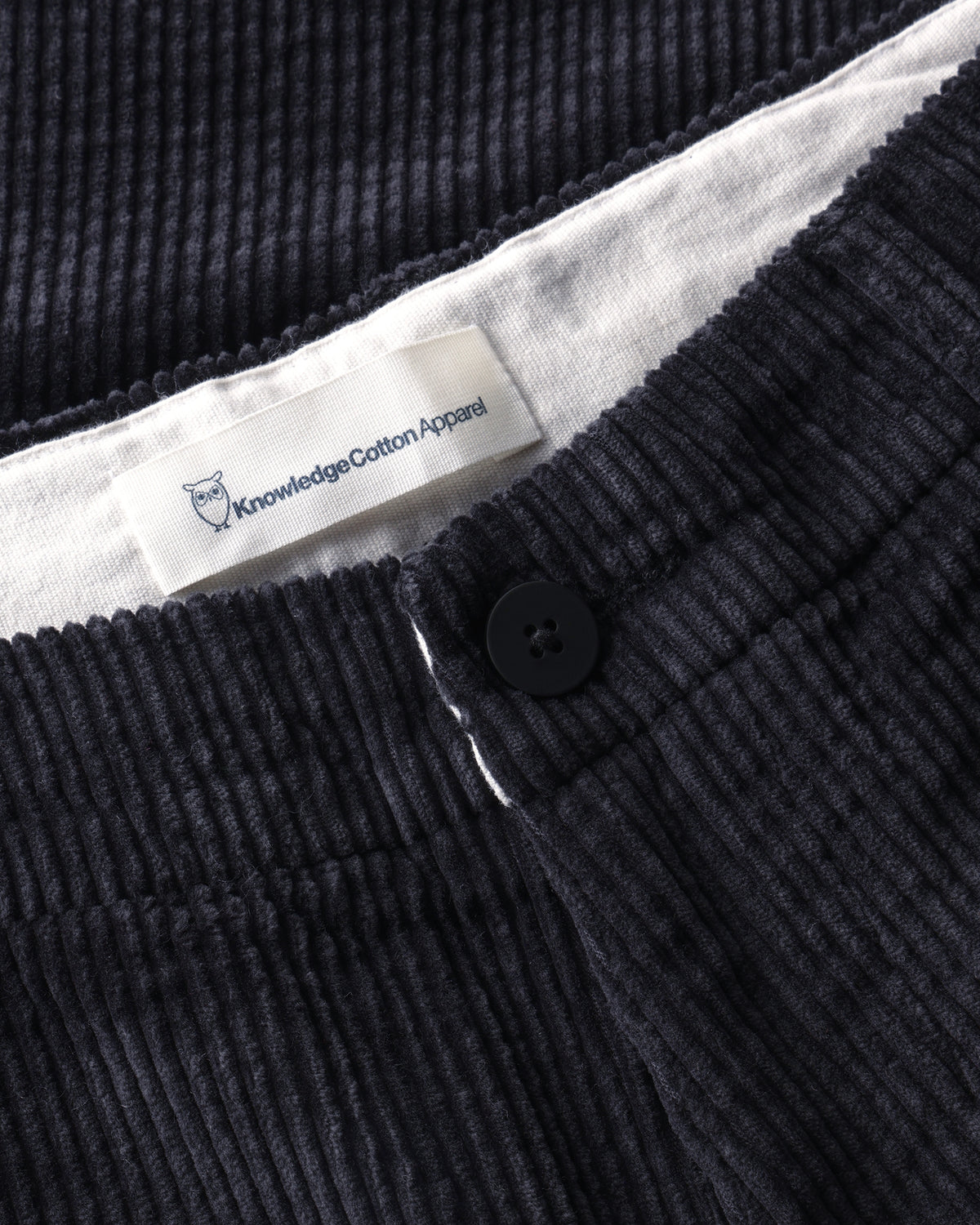 KnowledgeCotton Apparel - MEN Chuck regular corduroy pants Pants 1300 Black Jet