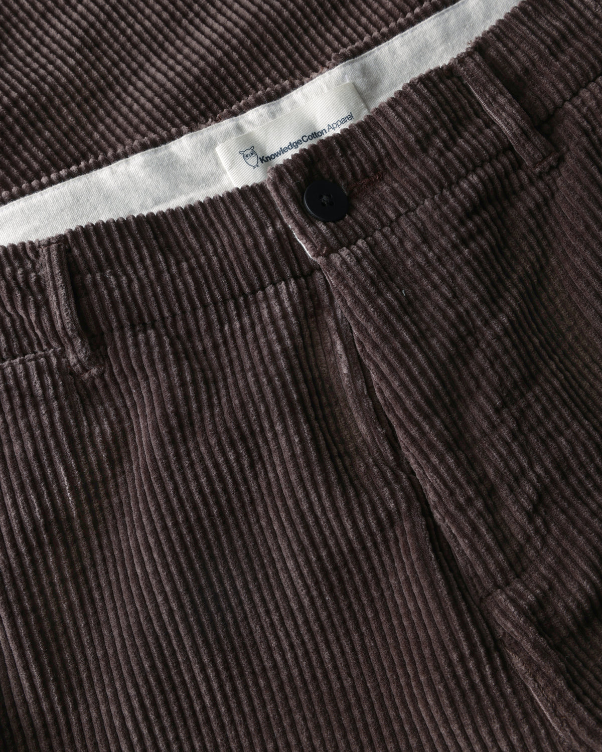 KnowledgeCotton Apparel - MEN Chuck regular corduroy pants Pants 1487 Chocolate Torte