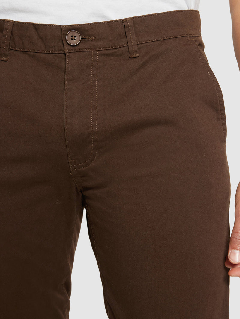 KnowledgeCotton Apparel - MEN LUCA slim twill chino pants Pants 1243 Demitasse (brown)