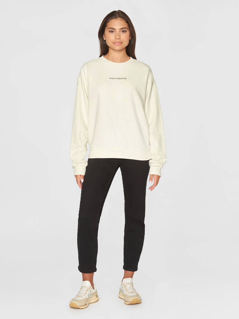 KnowledgeCotton Apparel - WMN Loose back printed crew neck sweat Sweats 1387 Egret