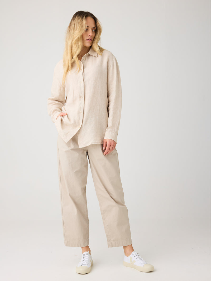 KnowledgeCotton Apparel - WMN Loose linen shirt Shirts 1449 Yarndyed - Light feather gray