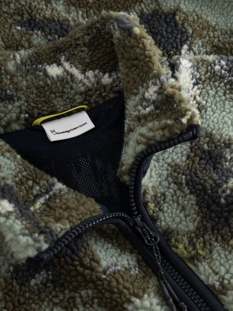 KnowledgeCotton Apparel - MEN Oversized jaquard sherpa jacket Fleeces 9923 Green AOP