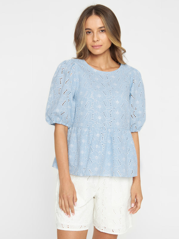 KnowledgeCotton Apparel - WMN Puff sleeve embroidery anglaise top Shirts 1009 Skyway