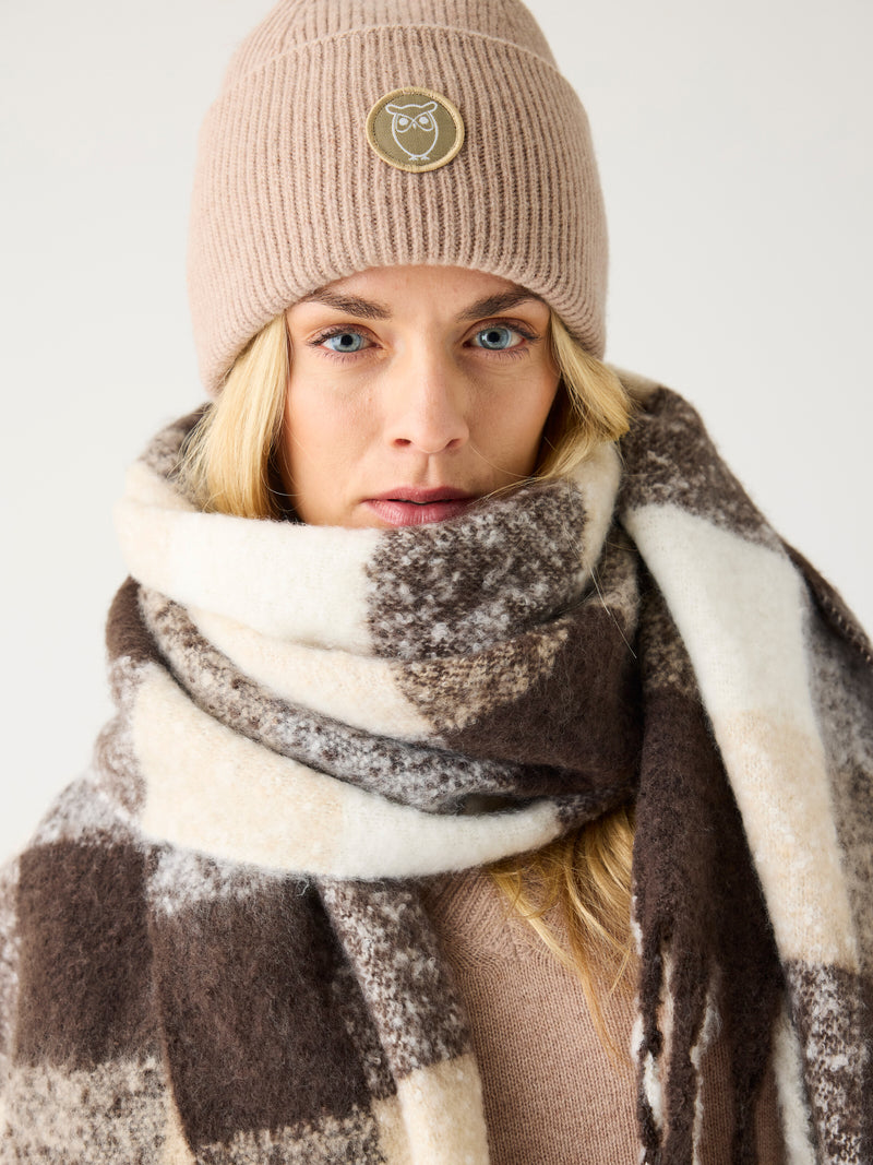 KnowledgeCotton Apparel - UNI Recycled fringe scarf Scarfs 7007 Brown check