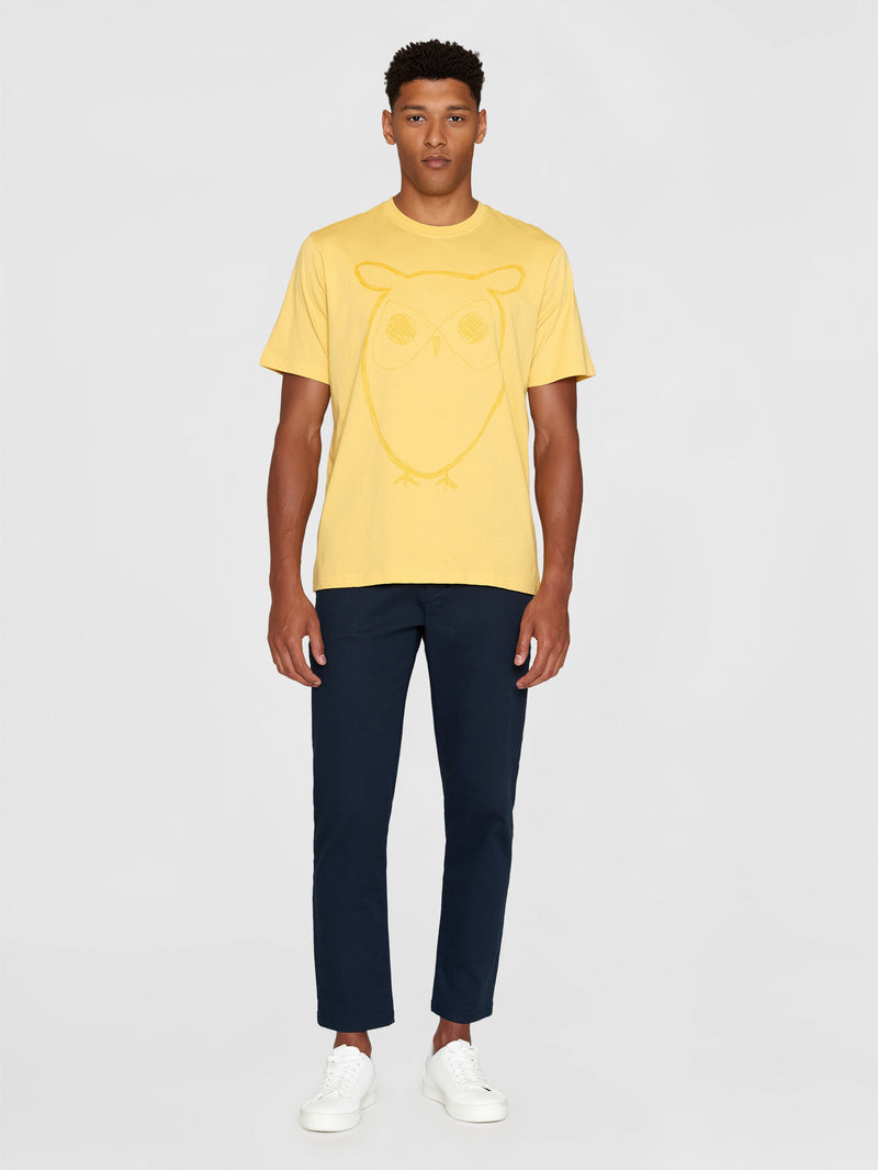 KnowledgeCotton Apparel - MEN Regular big owl front print t-shirt - Regenerative Organic Certified™ - GOTS T-shirts 1429 Misted Yellow