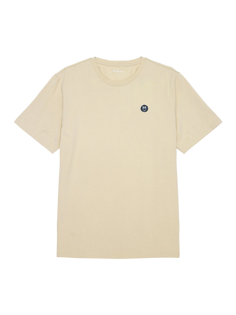 KnowledgeCotton Apparel - MEN Regular fit Badge t-shirt T-shirts 1347 Safari