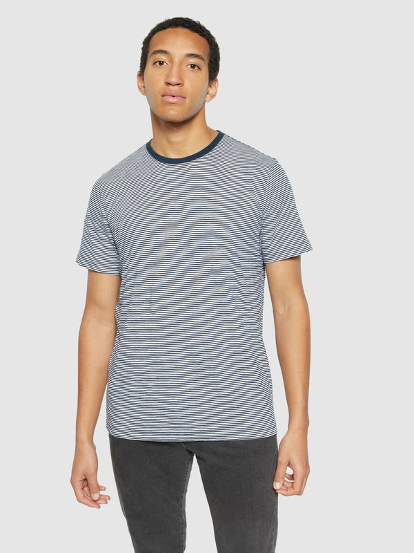 KnowledgeCotton Apparel - MEN Regular fit Striped basic tee T-shirts 8021 Blue stripe