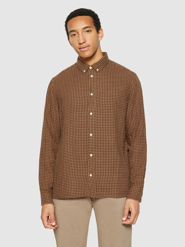 KnowledgeCotton Apparel - MEN Regular fit double layer checkered shirt Shirts 7026 Brown check