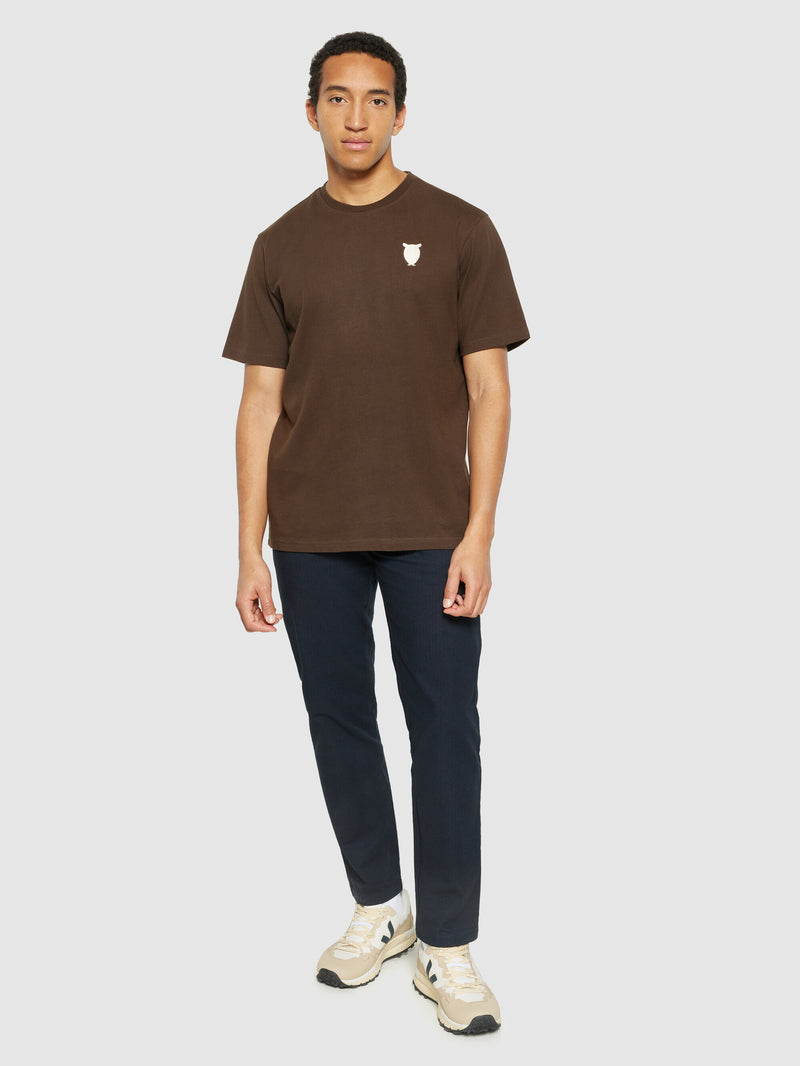 KnowledgeCotton Apparel - MEN Regular fit owl chest embroidery t-shirt T-shirts 1243 Demitasse (brown)