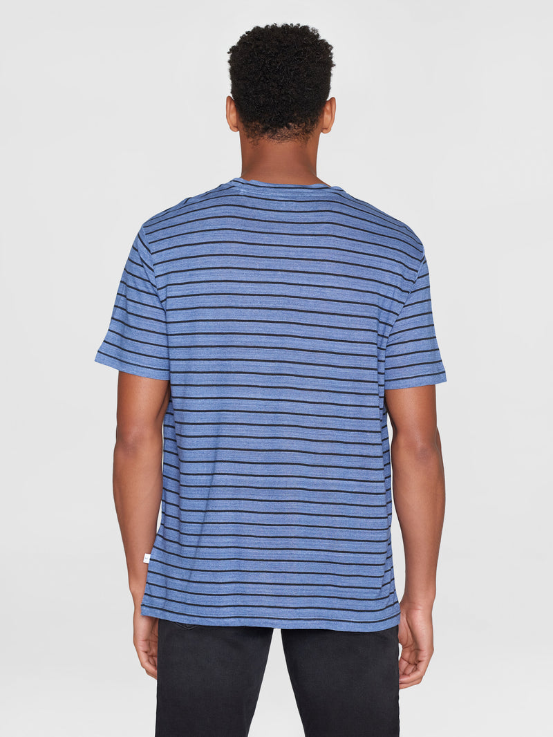 KnowledgeCotton Apparel - MEN Regular linen striped t-shirt - GOTS/VEGAN T-shirts 8021 Blue stripe