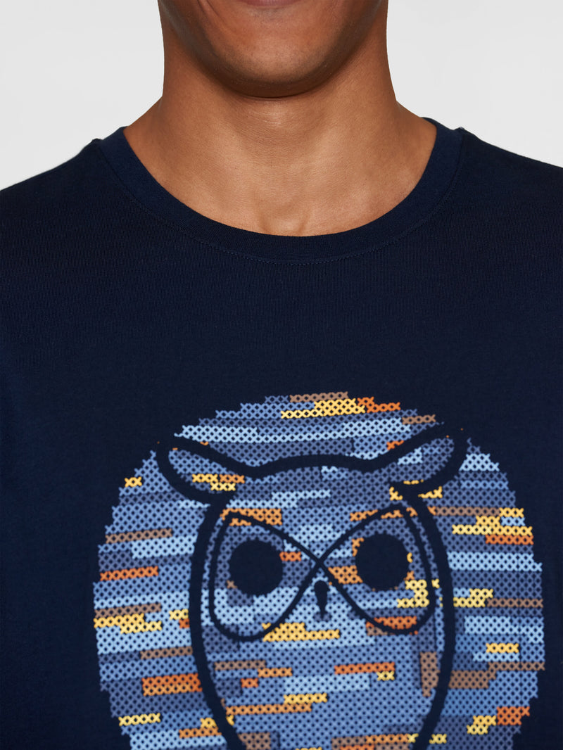 KnowledgeCotton Apparel - MEN Regular short sleeve heavy single owl cross stitch print t-shirt - GOTS/Vegan T-shirts 1412 Night Sky