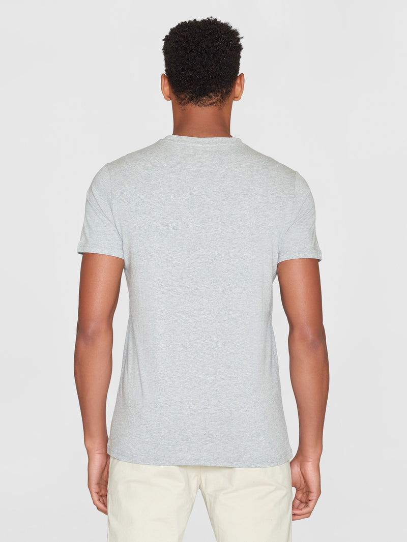 KnowledgeCotton Apparel - MEN Regular trademark chest print t-shirt T-shirts 1012 Grey Melange