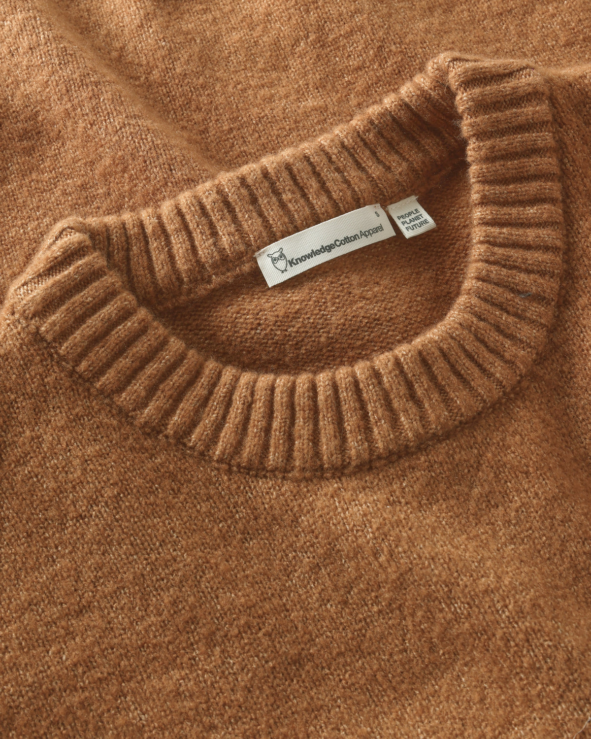 KnowledgeCotton Apparel - WMN Soufflé yarn sweater Knits 1499 Lion