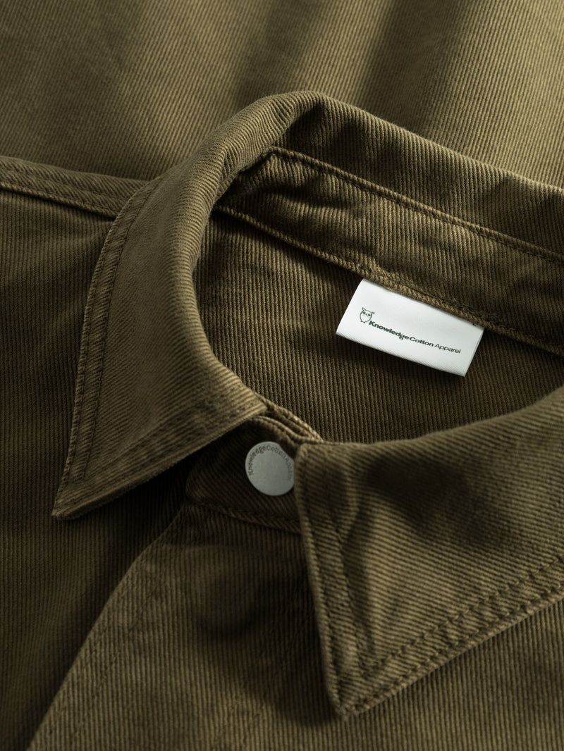 KnowledgeCotton Apparel - MEN Twill loose fit overshirts Overshirts 1100 Dark Olive