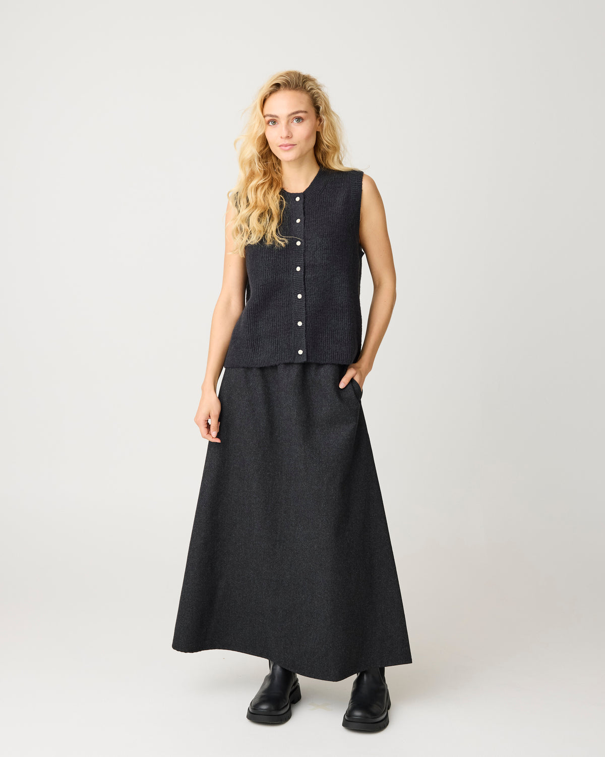 KnowledgeCotton Apparel - WMN Wool canvas skirt Skirts 1073 Dark Grey Melange