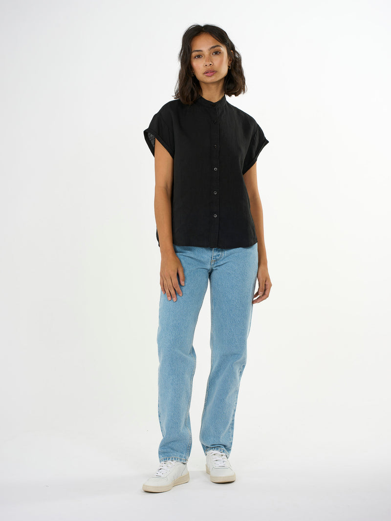 KnowledgeCotton Apparel - WMN Collar stand short sleeve linen shirt Shirts 1300 Black Jet