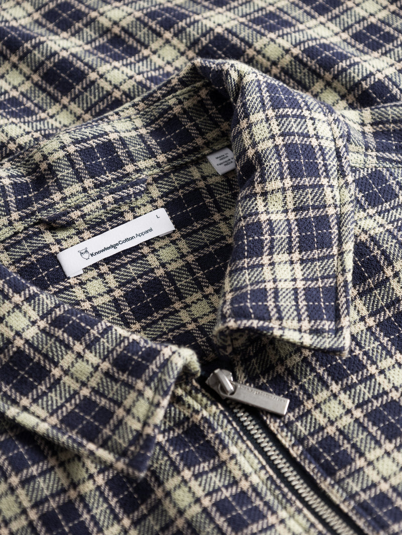 KnowledgeCotton Apparel - MEN Double faced checkered twill zip over shirt Overshirts 7001 Navy check