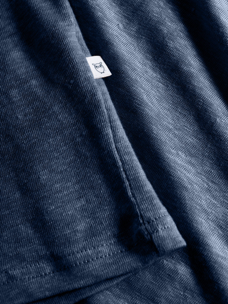 KnowledgeCotton Apparel - MEN Linen t-shirt T-shirts 1222 Insigna Blue