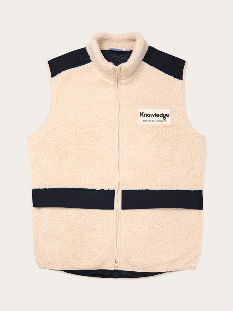 KnowledgeCotton Apparel - MEN Teddy fleece hood vest with rib stop in contrast color Fleeces 9998 item color